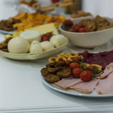 Le Terrazze Sul Mare Lido Bed & Breakfast 3*